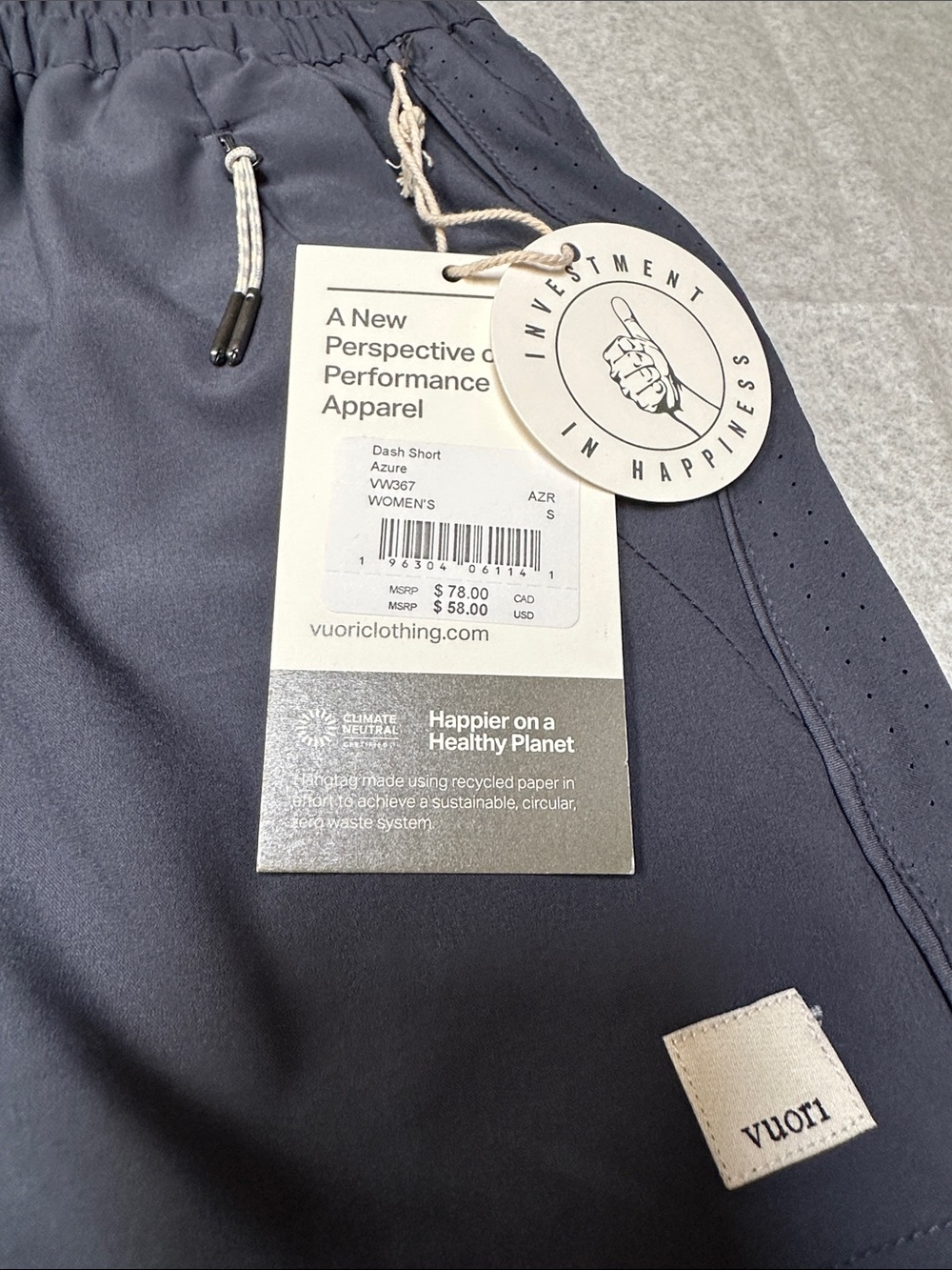 Vuori Azure dash Shorts with Elastic Waist and Zip Pockets - Picture 3 of 5